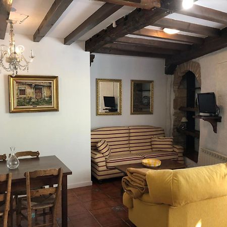 Apartamentos La Casona Ucieda Exteriör bild