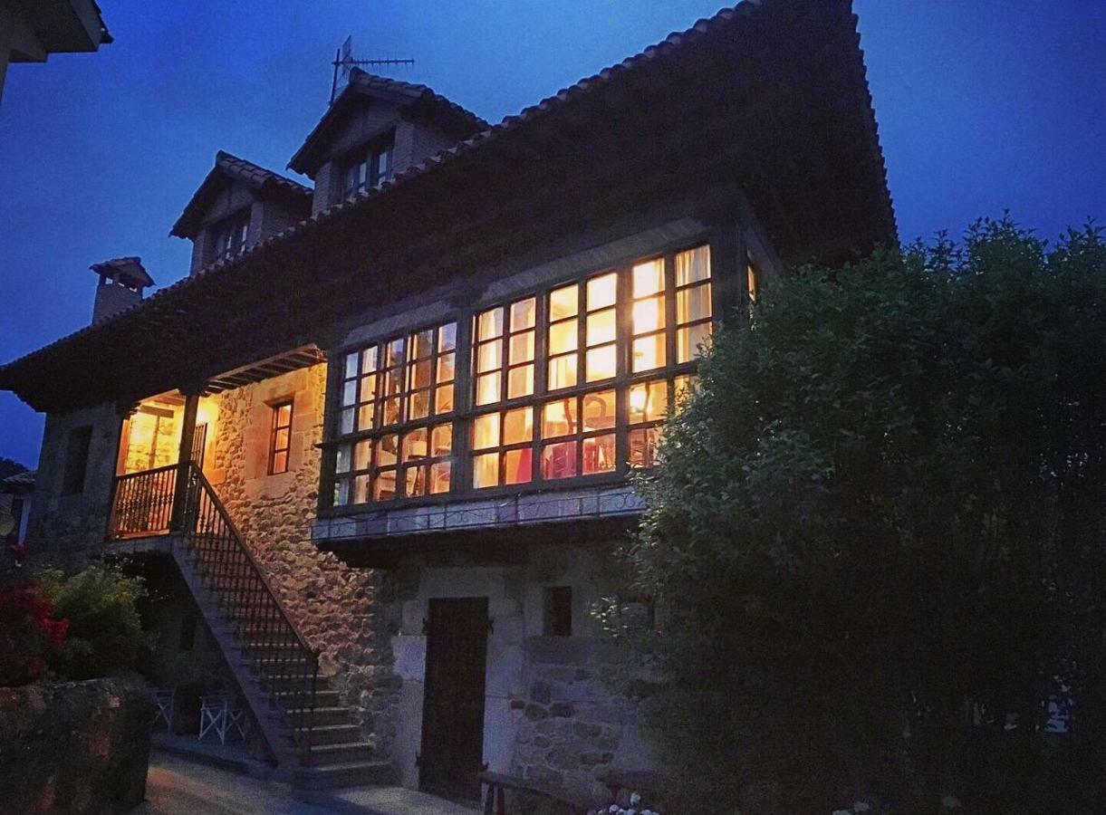Apartamentos La Casona Ucieda Exteriör bild